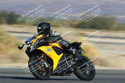 media/Jan-13-2024-SoCal Trackdays (Sat) [[9c032fe5aa]]/Turn 14 (10am)/